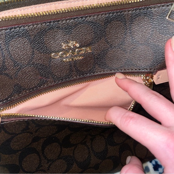 Coach Crossbody / shoulder bag purse - Picture 3 of 12